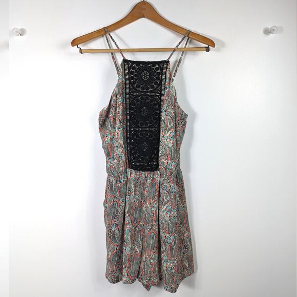 Daniel Rainn Romper Women's Size XS Boho Shorts Lace Feather - Picture 1 of 7